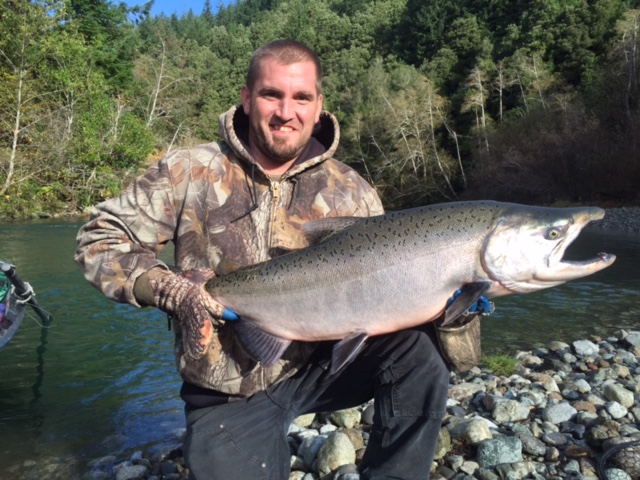 Salmon and Steelhead Fishing Guide | Oregon Elk & Sixes River | WVO