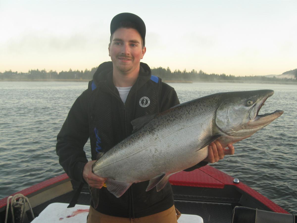 Fall Kings Salmon | Fishing Siuslaw River Guides | WVO