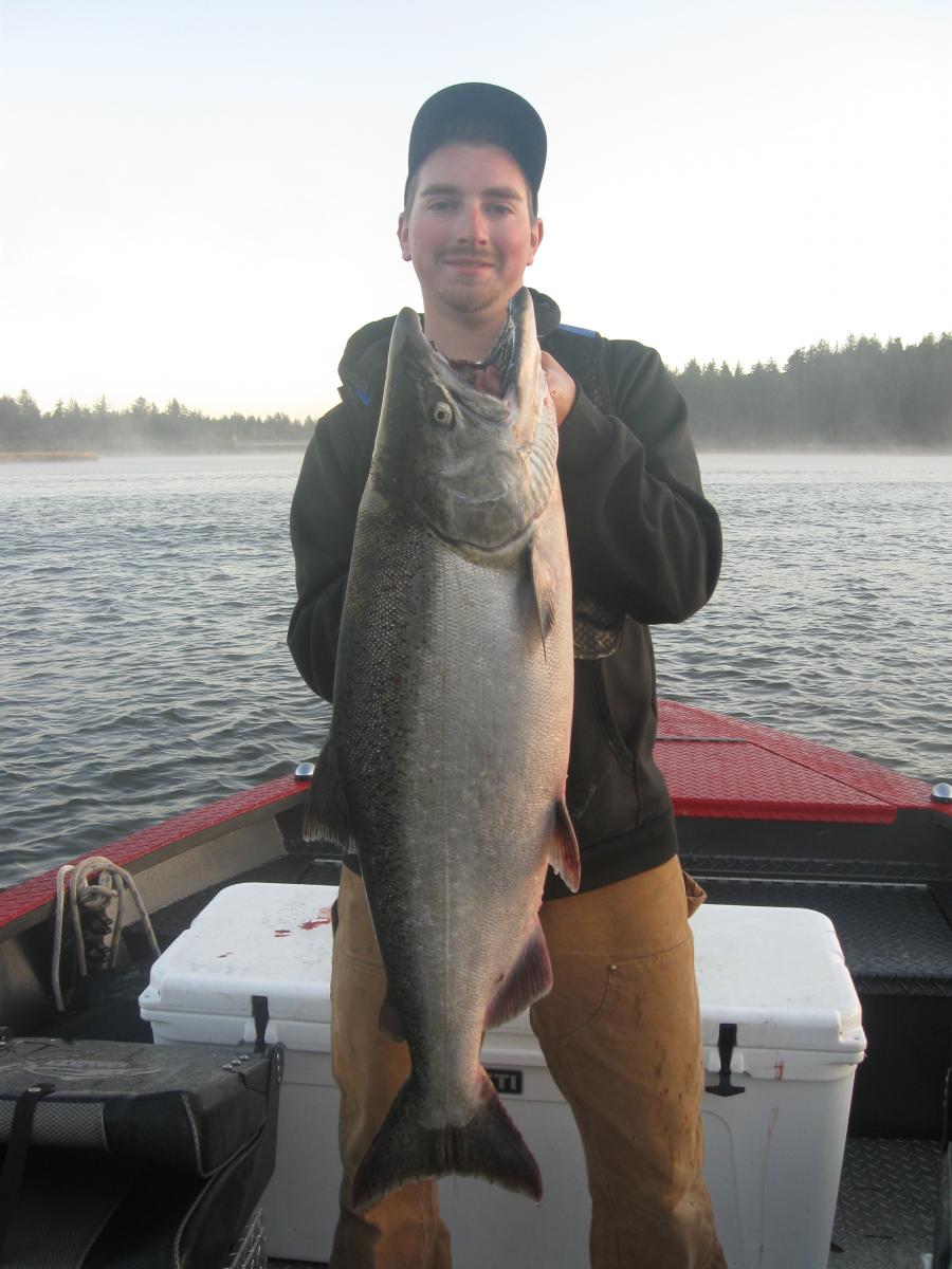 Fall Kings Fishing | Siuslaw River Fishing | All Ages Oregon