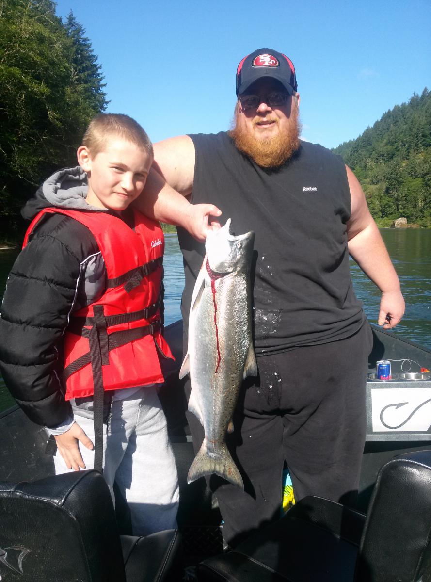 Father & Son Steelhead & Chinook Fishing in the Umpqua River | Douglas County, Oregon